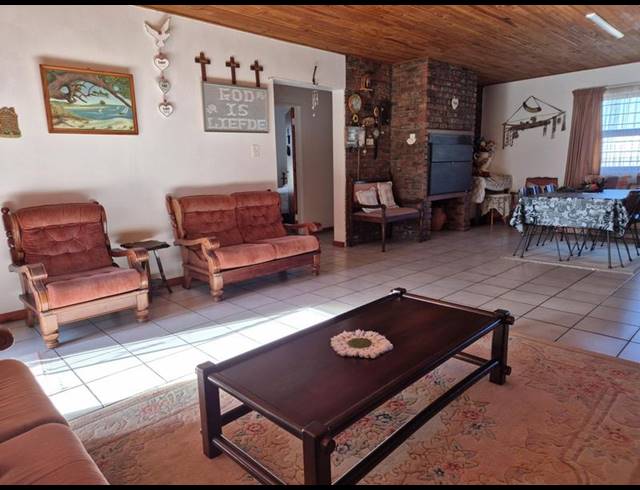 3 BEDROOM HOUSE FOR SALE IN FRANSKRAAL